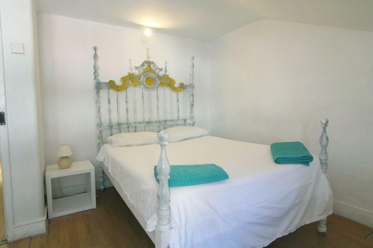 Room In Marechal Saldanha 3Rd Floor Lisbon Bilik gambar